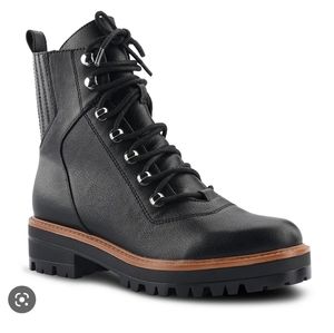 Nine West Combat boots - EUC!!!! Particularly perfect. 👌🏼